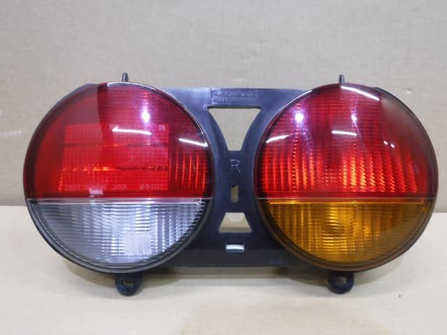 Right Tail Light MITSUBISHI Minicab 2011 GBD-U62 — photo 1