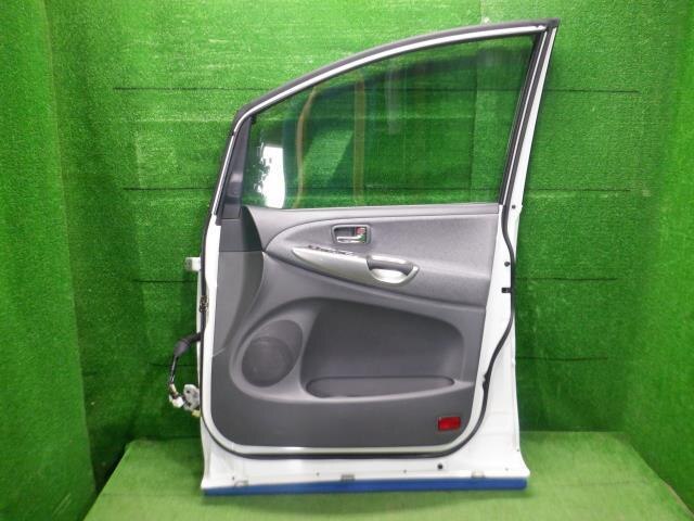 Front Right Door Assembly TOYOTA Estima 2003 ZA-AHR10 — photo 2