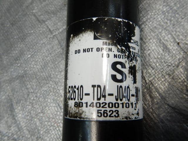 Rear Left Shock Absorber HONDA 2015 DAA-GP7 52611TD4J04 — photo 3