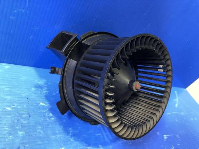 Blower Motor PEUGEOT 206 2000 GF-T14 — photo 5