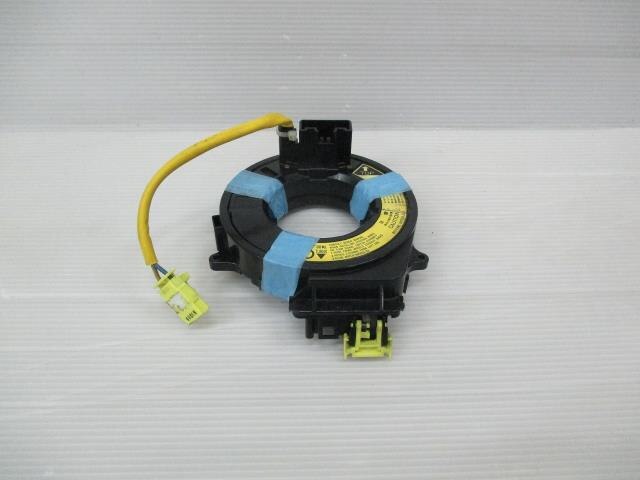 Electrical Component TOYOTA Mark II Qualis 1998 GF-MCV21 — photo 2