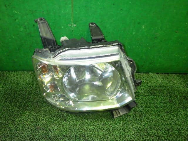 Right Headlight MITSUBISHI eK Wagon 2011 DBA-H82W — photo 1