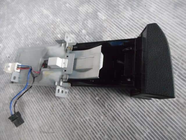 Ashtray NISSAN Presage 2006 DBA-TU31 — photo 3