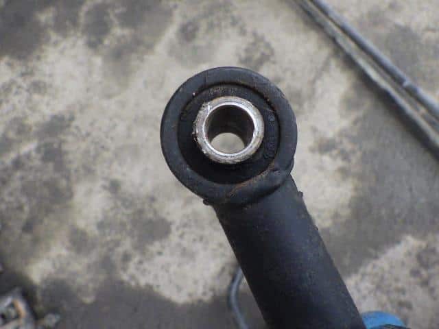 Stabilizer Bar Link SUZUKI Jimny 1990 M-JA11V — photo 4