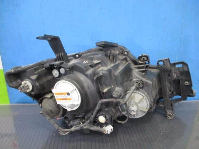 Left Headlight HONDA Step Wagon 2010 DBA-RK5 — photo 3