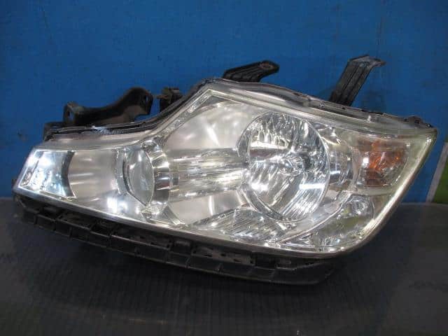 Left Headlight HONDA Step Wagon 2010 DBA-RK5 — photo 1
