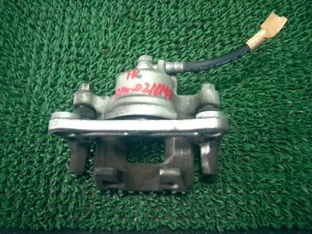 Front Right Caliper NISSAN Dayz 2015 DBA-B21 — photo 2