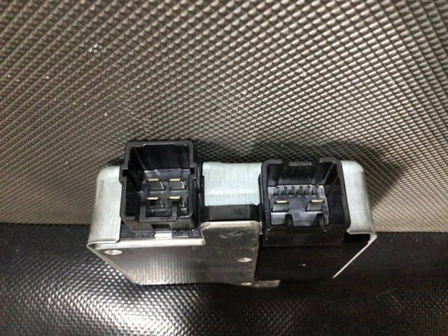 Power Steering Computer SUZUKI Jimny 2010 ABA-JB23W 3872076J00 — photo 3