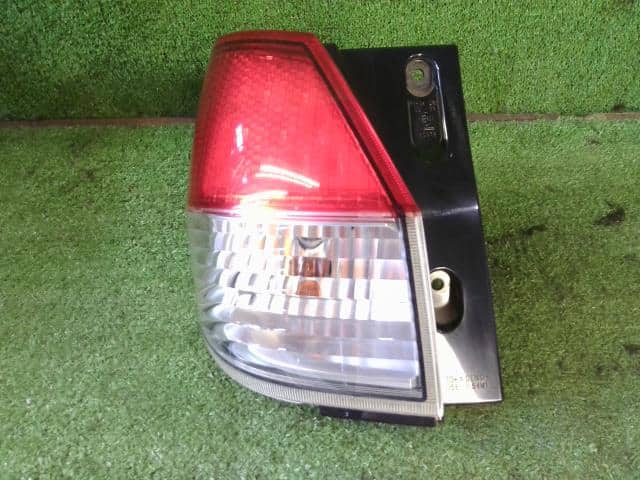 Left Tail Light SUZUKI Solio 2014 DBA-MA15S 3567054M10 — photo 1