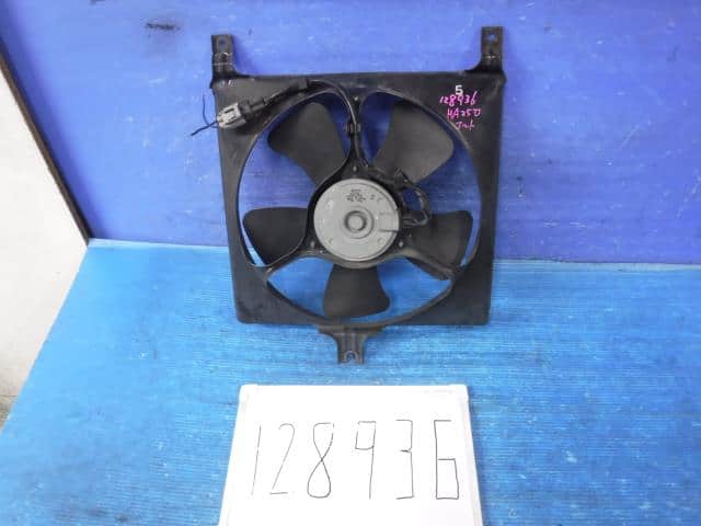 Radiator Cooling Fan SUZUKI Alto 2014 HBD-HA25V 1712058J00 — photo 1
