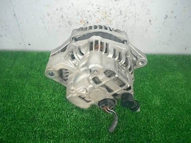 Alternator MITSUBISHI Delica D2 2013 DBA-MB15S — photo 2