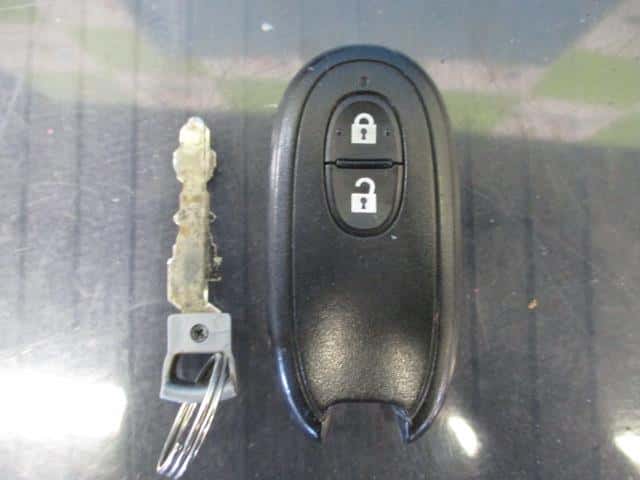 Keyless Entry Remote Control Key SUZUKI Lapin 2011 DBA-HE22S — photo 2