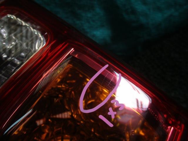Left Tail Light TOYOTA RAV4 2005 CBA-ZCA26 — photo 3