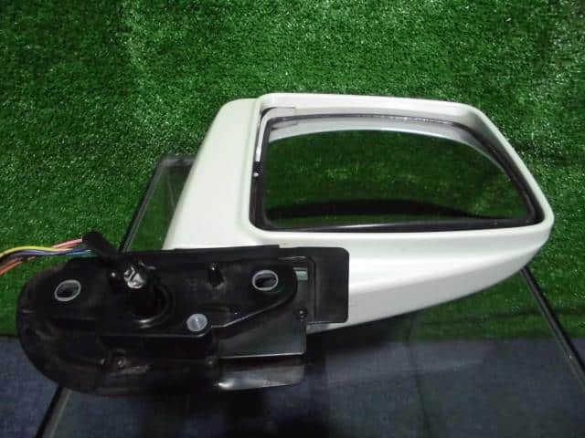 Right Side Mirror NISSAN Elgrand — photo 2