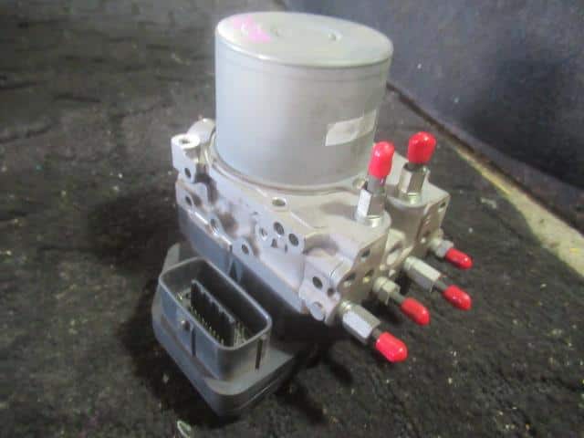 ABS Actuator MAZDA Atenza 2008 DBA-GH5FW GAM7737A0 — photo 2