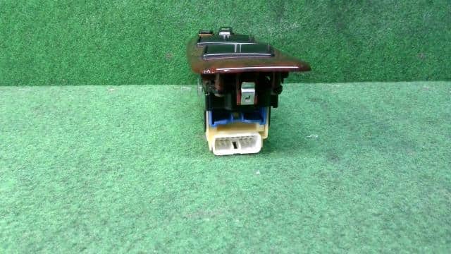 Power Window Switch TOYOTA Crown 2000 GH-JZS173 8404030071 — photo 4