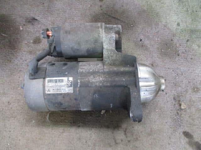 Starter SUZUKI Jimny 1999 GF-JB23W 3110081A10 — photo 1