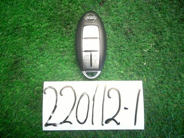 Keyless Entry Remote Control Key NISSAN Serena 2010 DBA-CC25 — photo 1