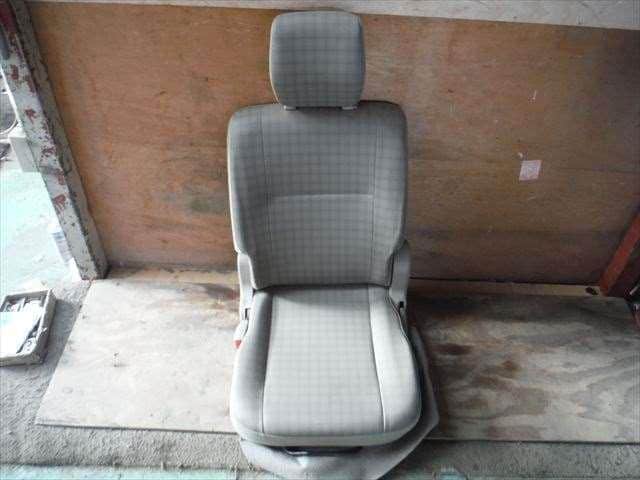 Assistant Driver's Seat SUZUKI Every 2012 EBD-DA64V — photo 1