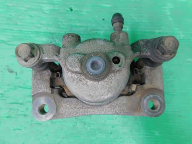 Rear Right Caliper NISSAN Fuga 2004 CBA-PY50 — photo 2