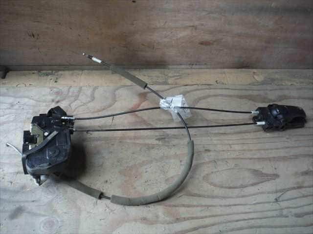 Door Lock Solenoid NISSAN Note 2005 DBA-NE11 — photo 1