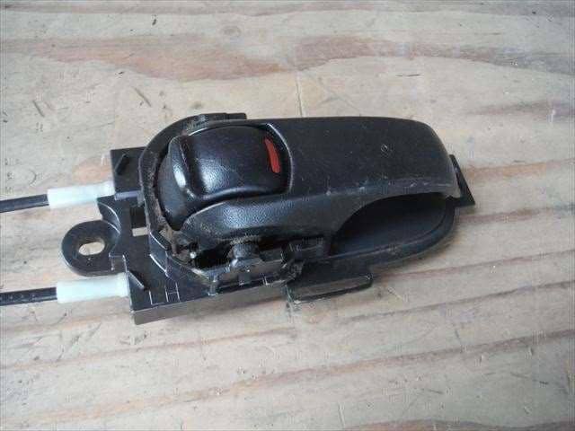 Door Lock Solenoid NISSAN Note 2005 DBA-NE11 — photo 9