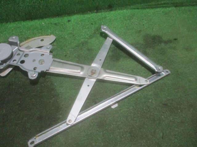 Front Left Door Regulator SUZUKI Lapin 2010 DBA-HE22S 8340263J70 — photo 5
