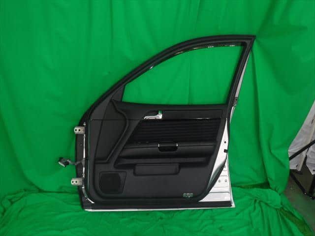 Front Right Door Assembly NISSAN Fuga 2005 CBA-Y50 — photo 2