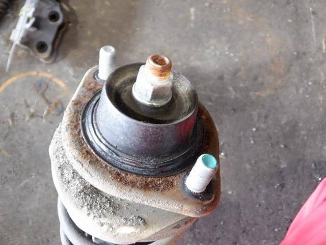 Rear Right Strut SUBARU R2 2007 DBA-RC1 — photo 3