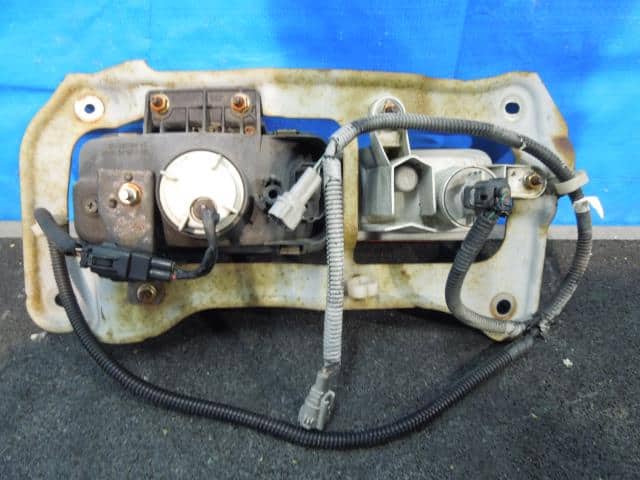 Right Fog Light HINO Hino largesize car 2000 KL-SH1KDGA 812101493 — photo 2