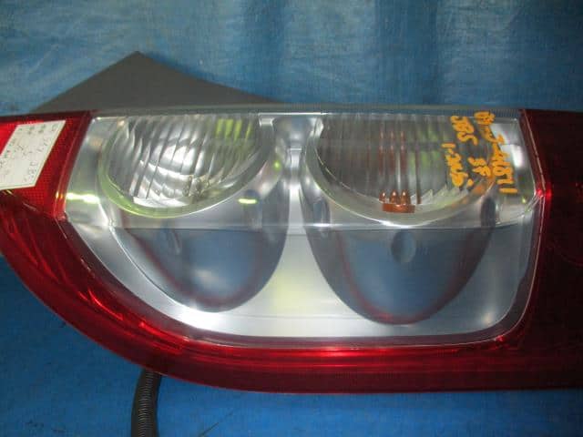 Right Tail Light HONDA Life 2007 DBA-JB5 — photo 3