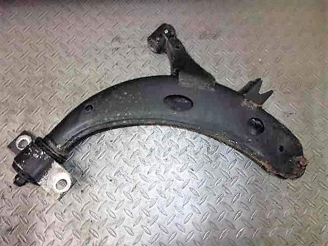 Front Left Lower Control Arm SUBARU Impreza 2006 LA-GG3 20202FE030 — photo 5