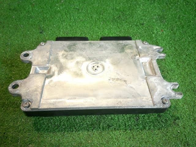 Engine Control Unit SUZUKI Alto 2010 HBD-HA25V 3391082KF0 — photo 2