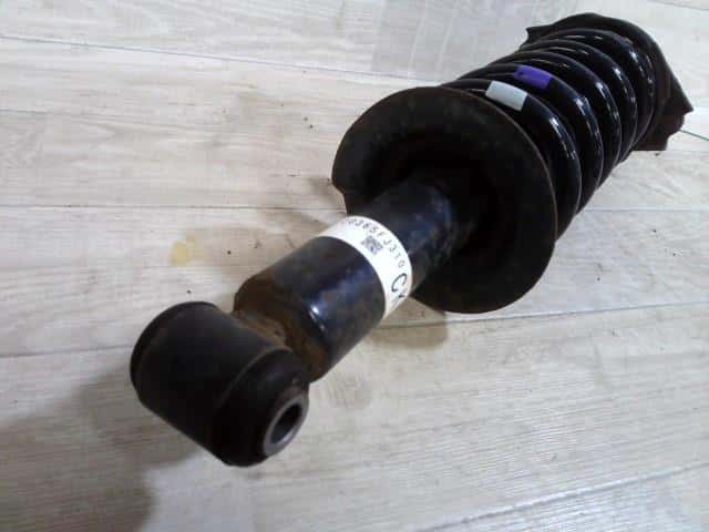 Rear Right Strut SUBARU Impreza 2016 DBA-GP3 — photo 3