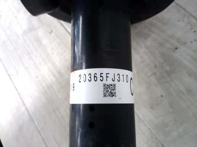 Rear Left Strut SUBARU Impreza 2016 DBA-GP3 — photo 4