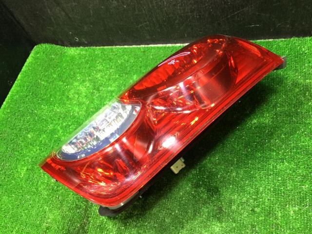 Right Tail Light TOYOTA Corolla Rumion 2007 DBA-NZE151 — photo 2