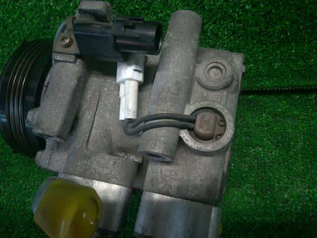 A/C Compressor MITSUBISHI Toppo Bj 2000 GF-H41A — photo 3