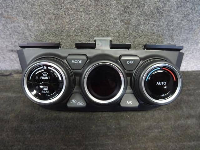 A/C Control Panel SUZUKI Swift 2017 DAA-ZC53S 3951052R10CRT — photo 1
