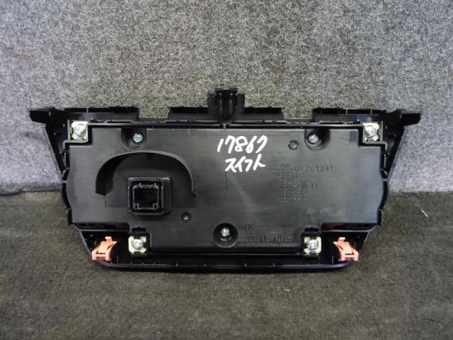 A/C Control Panel SUZUKI Swift 2017 DAA-ZC53S 3951052R10CRT — photo 2