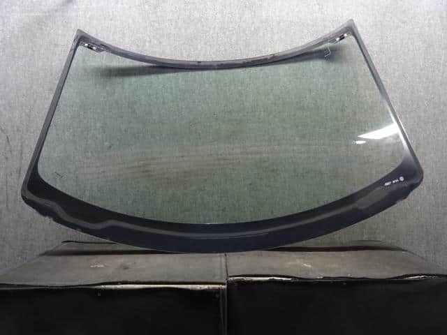 Front Windshield SUZUKI Swift 2017 DAA-ZC53S 8451052R14 — photo 6