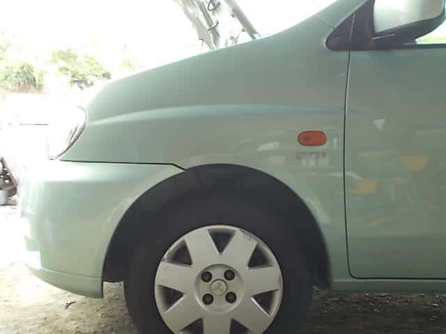 Left Fender Panel MITSUBISHI Mirage dingo 2001 GF-CQ2A — photo 1
