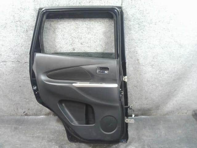 Rear Left Door Assembly MITSUBISHI Ek custom 2013 DBA-B11W — photo 3