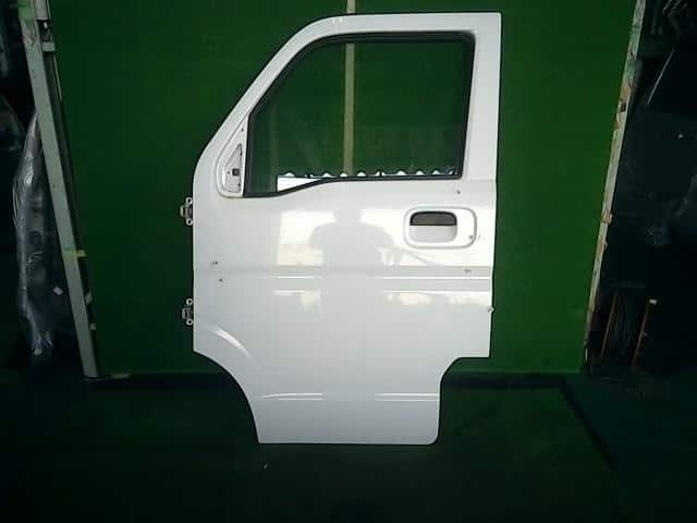Front Left Door Assembly SUZUKI Every 2016 HBD-DA17V 6800264P00 — photo 1