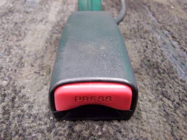 Driver's Seat Seat Belt MAZDA Az wagon 2007 DBA-MJ22S 1A7057900B5 — photo 2