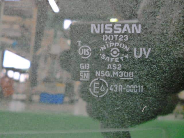 Front Right Door Windshield NISSAN X-Trail 2015 DAA-HT32 — photo 3