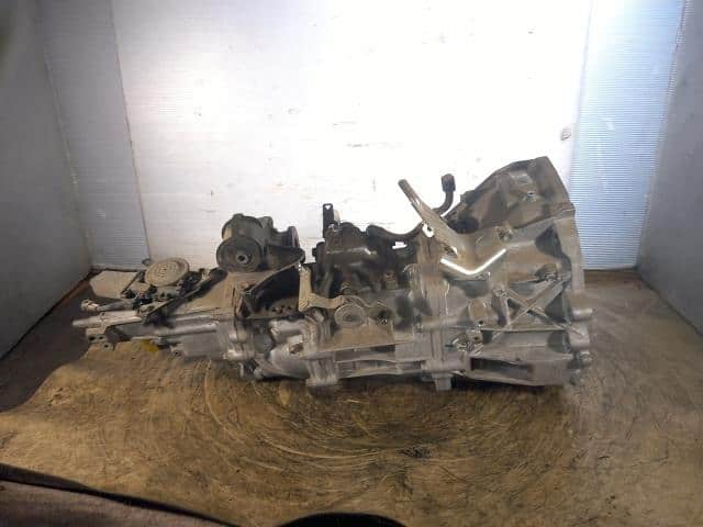 Manual Transmission SUZUKI Carry 2020 EBD-DA16T 2471182M61 — photo 1