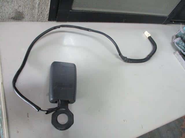 Seat Belt DAIHATSU Hijet 2007 LE-S320V — photo 1