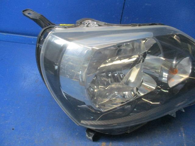 Right Headlight TOYOTA Porte 2013 DBA-NCP145 — photo 2
