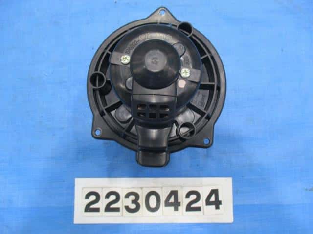 Blower Motor SUZUKI Jimny 2007 ABA-JB23W 7415081A01 — photo 1
