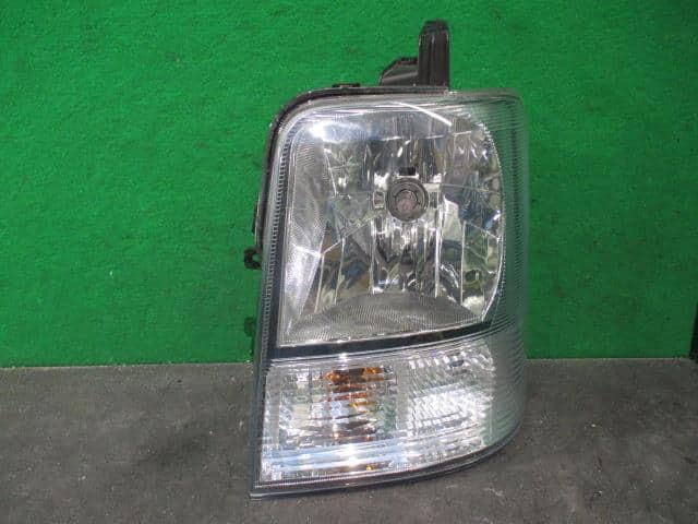 Left Headlight NISSAN Nv100 clipper 2013 EBD-DR64 — photo 1